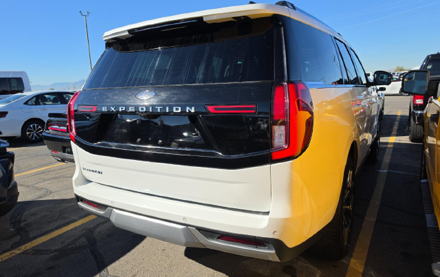 2025 Ford Expedition Platinum SUV
