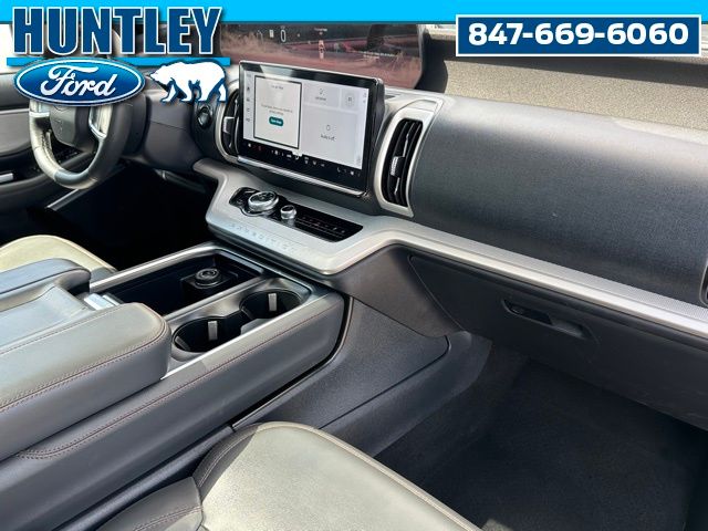 2025 Ford Expedition Active SUV