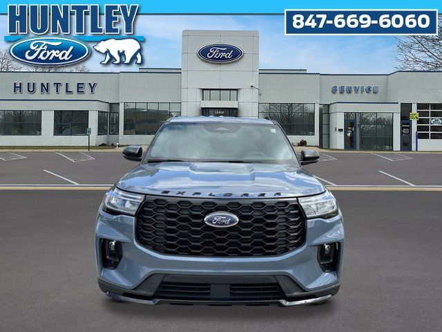 2025 Ford Explorer ST-Line SUV