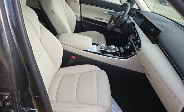 2026 Genesis GV70 2.5T SUV