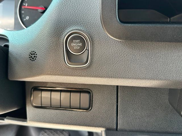 2025 Mercedes-Benz Sprinter 2500 Cargo 144 WB Van Cargo Van