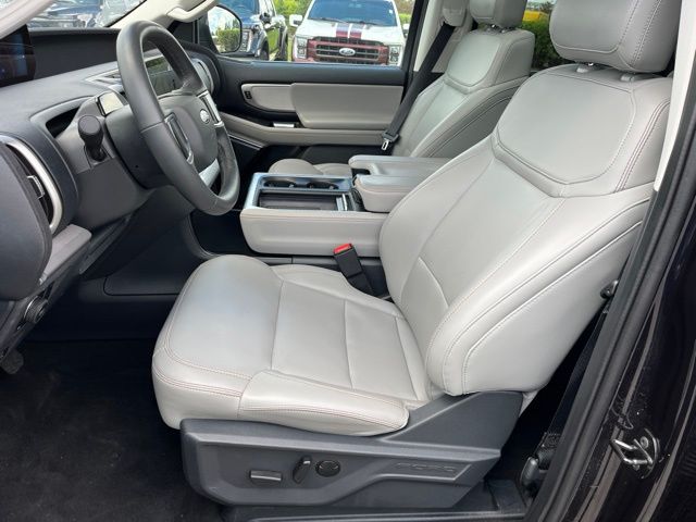 2025 Ford Expedition Active SUV