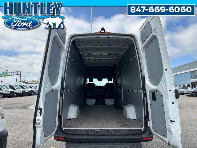 2024 Mercedes-Benz Sprinter 2500 Crew 170 WB Van