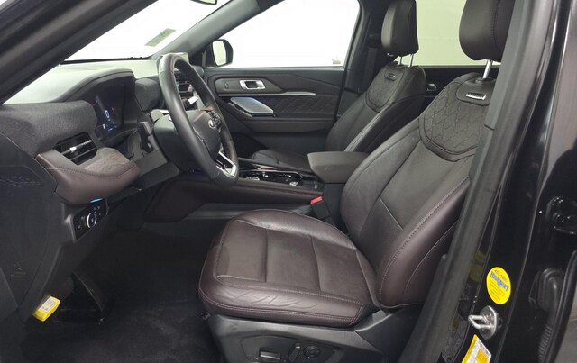 2025 Ford Explorer Platinum SUV
