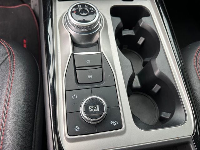2024 Ford Explorer ST-Line SUV