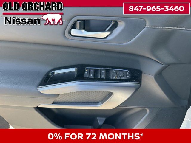 2026 Nissan Pathfinder SL SUV