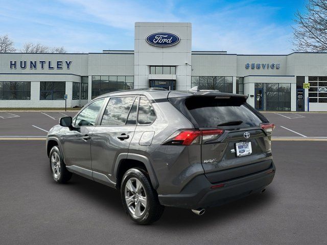 2022 Toyota RAV4 Hybrid XLE SUV