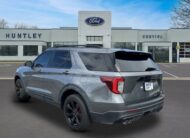 2022 Ford Explorer ST SUV
