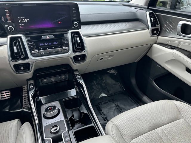 2023 Kia Sorento Hybrid EX SUV