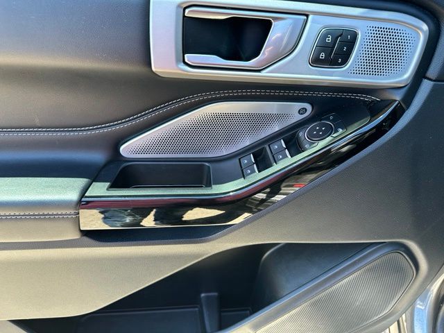 2021 Ford Explorer ST SUV