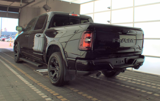 2025 Ram 1500 Big Horn/Lone Star Truck Crew Cab