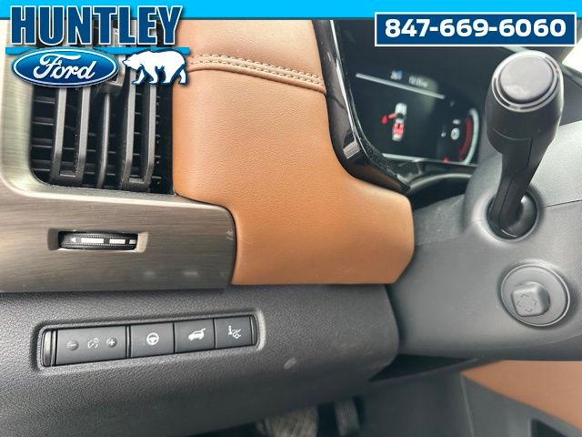 2024 Nissan Pathfinder Platinum SUV