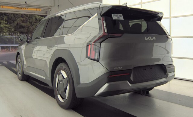 2024 Kia EV9 Wind SUV