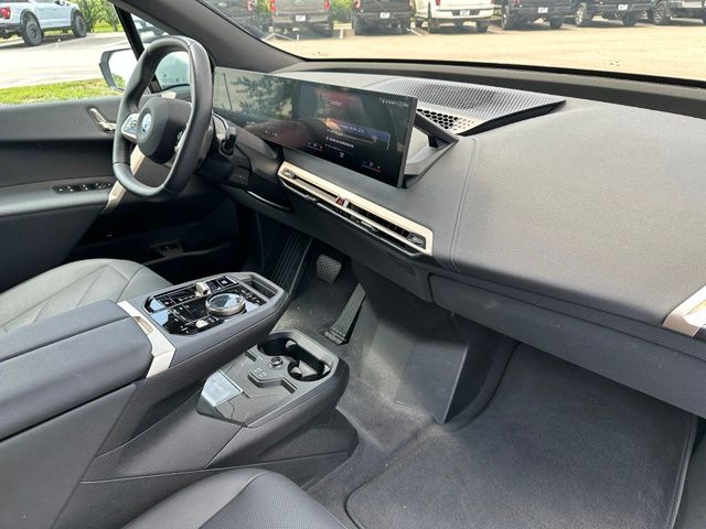2023 BMW iX xDrive50 SUV