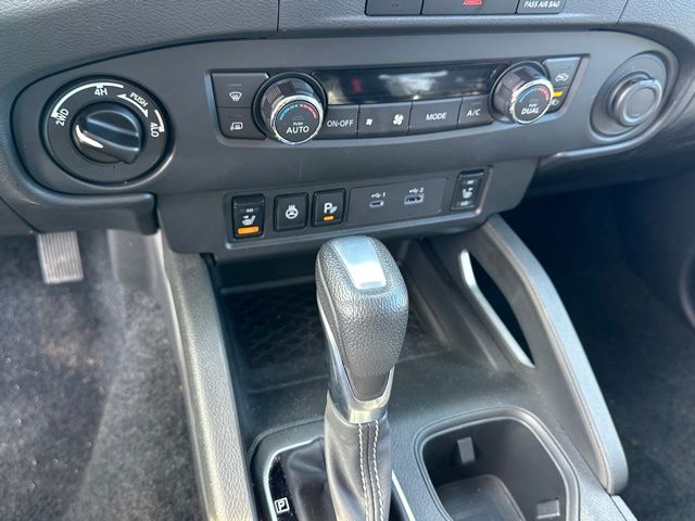 2024 Nissan Frontier SL Truck Crew Cab