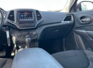 2019 Jeep Cherokee Latitude SUV