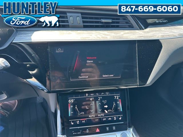 2022 Audi e-tron Premium Plus SUV