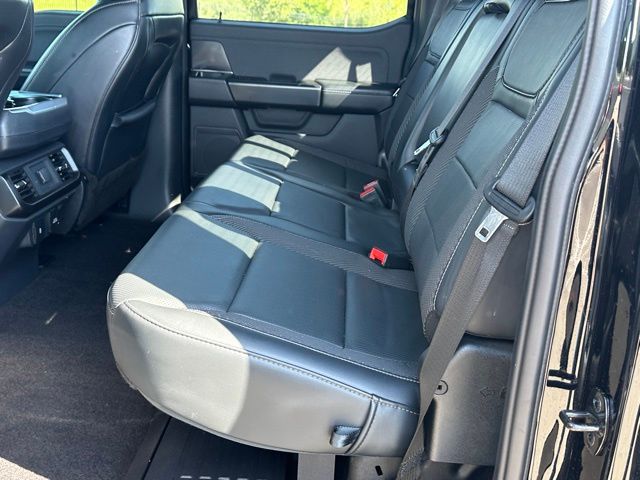 2022 Ford F-150 Raptor Truck SuperCrew Cab