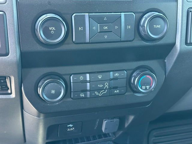 2022 Ford F-450 Chassis XL Truck Crew Cab