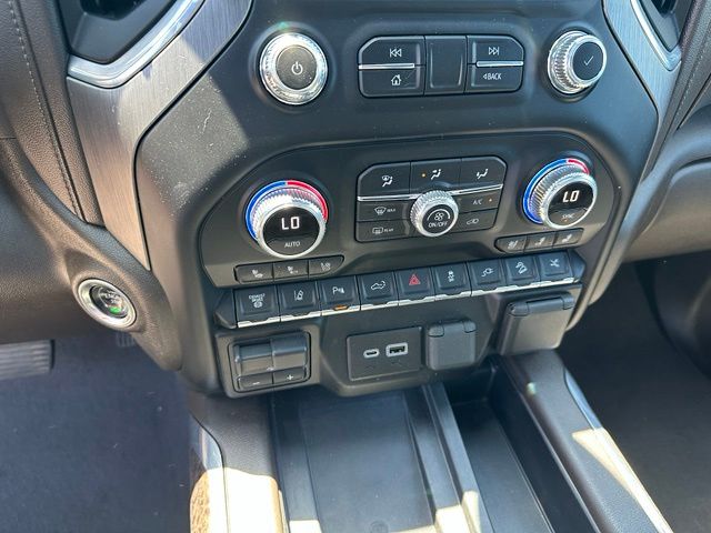 2023 GMC Sierra 3500 HD Denali Truck Crew Cab