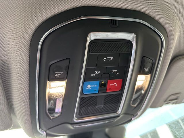 2023 Jeep Grand Cherokee Limited SUV