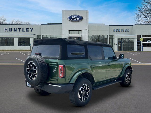 2022 Ford Bronco Outer Banks SUV