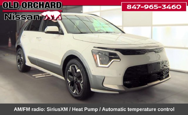 Used 2024 Kia Niro Wave with VIN KNDCT3L19R5087245 for sale in Skokie, IL