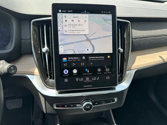 2025 Volvo XC90 B6 Plus 7-Seater SUV