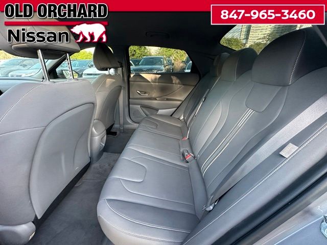 2024 Hyundai Elantra Hybrid Blue Sedan