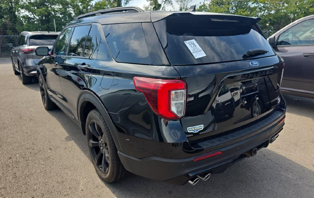 2023 Ford Explorer ST SUV