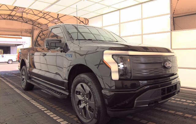 2024 Ford F-150 Lightning Lariat Truck SuperCrew Cab