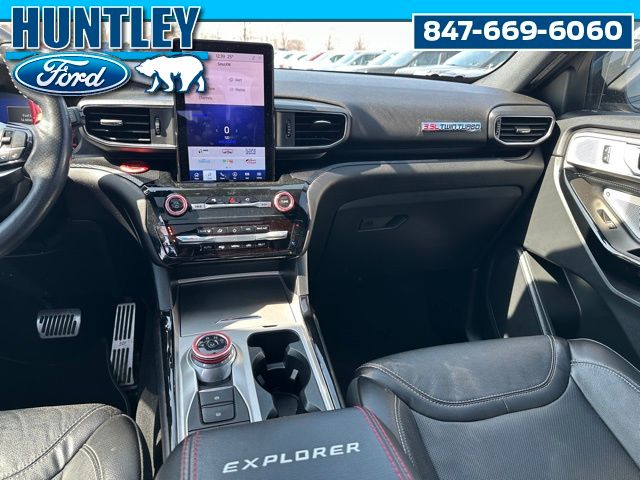 2023 Ford Explorer ST SUV