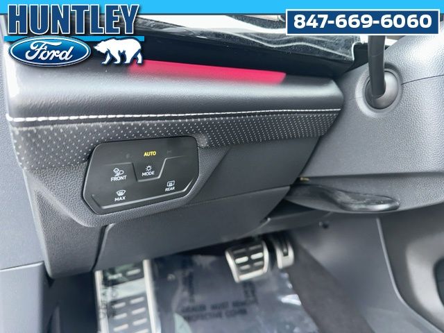 2024 Volkswagen Atlas 2.0T SEL Premium R-Line SUV